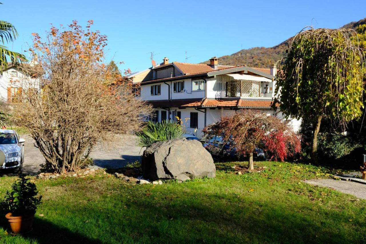 Hotel Il Canneto Porto Ceresio Kültér fotó