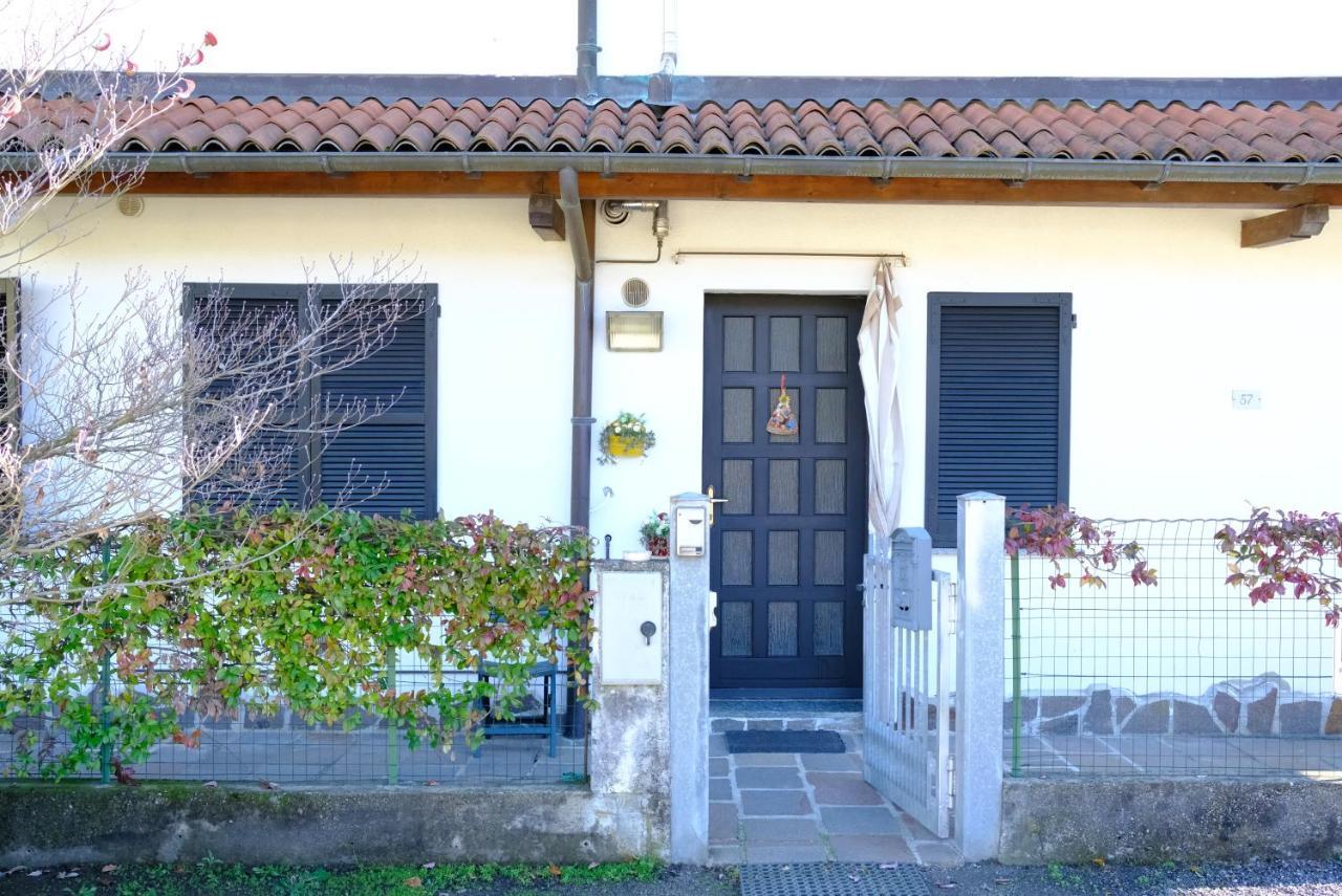 Hotel Il Canneto Porto Ceresio Kültér fotó